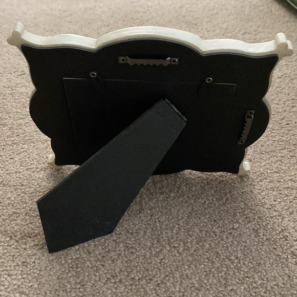 Picture frames - Picture 4 of 4